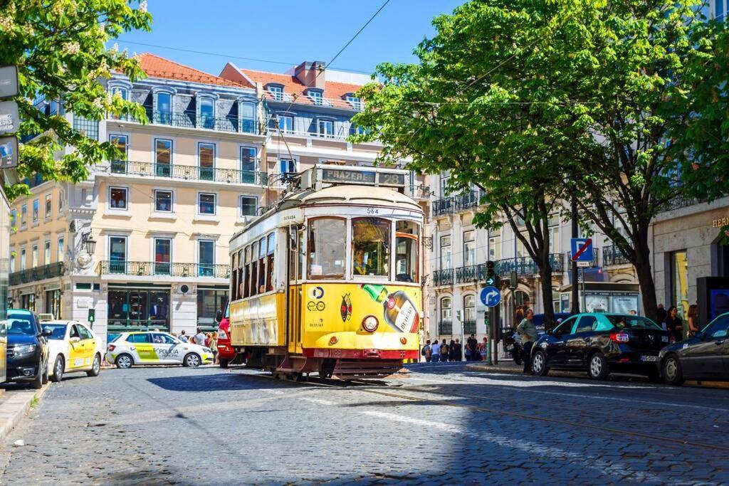 Appartement Trendy Chiado Flat à Lisboa Extérieur photo